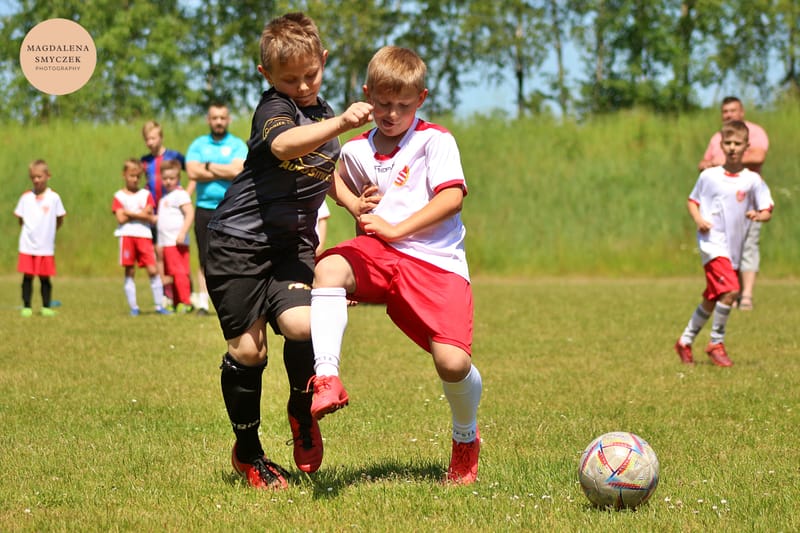 Mecz Żaków z LKS Rój
