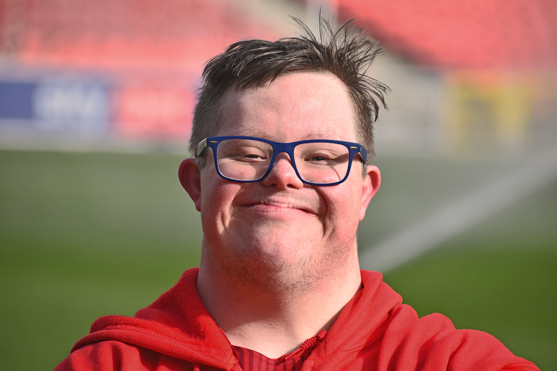 MORE PORTRAITS OF DS ACTIVE