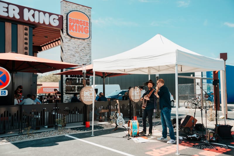 ANNIVERSAIRE BURGER KING CONCERT MIDI ET SOIR