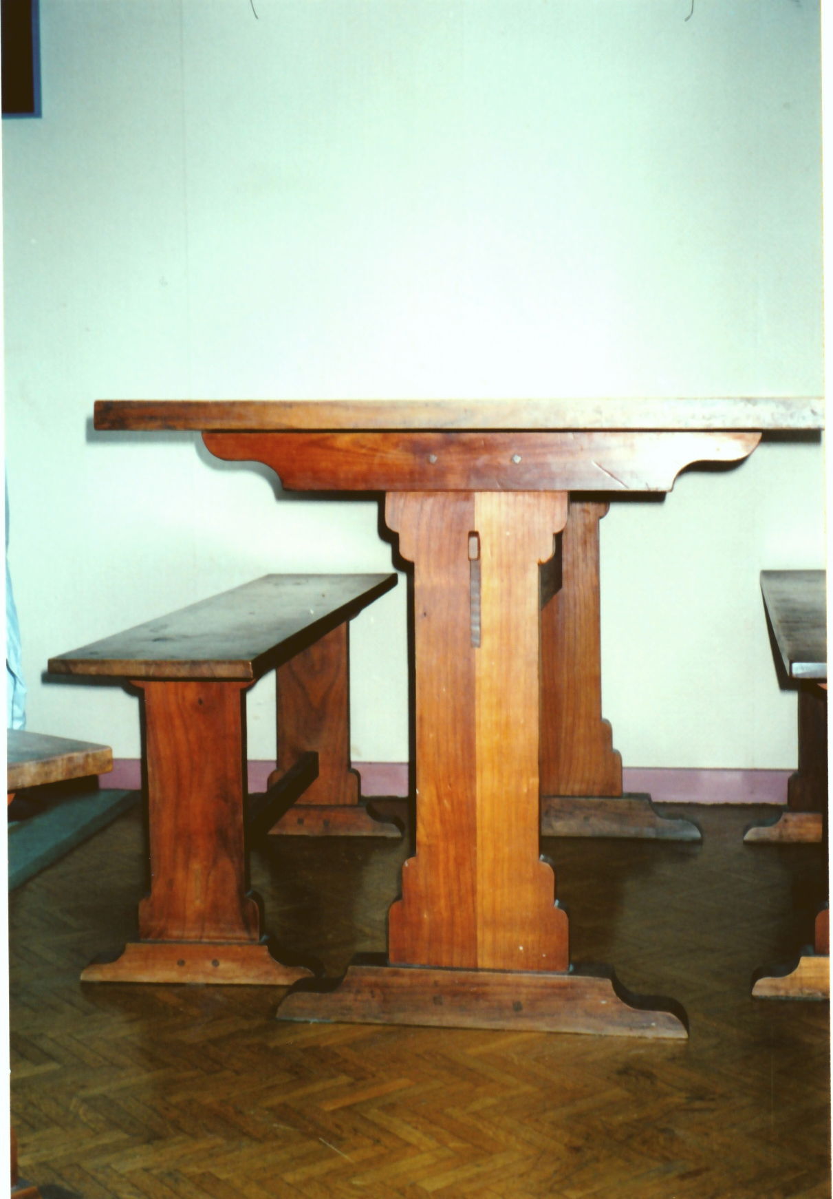 ### Table de salle à manger ( détails)