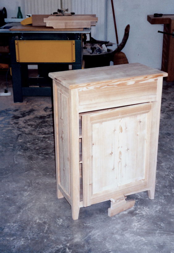 Armoire à chaussure ( stage de T. et C.)