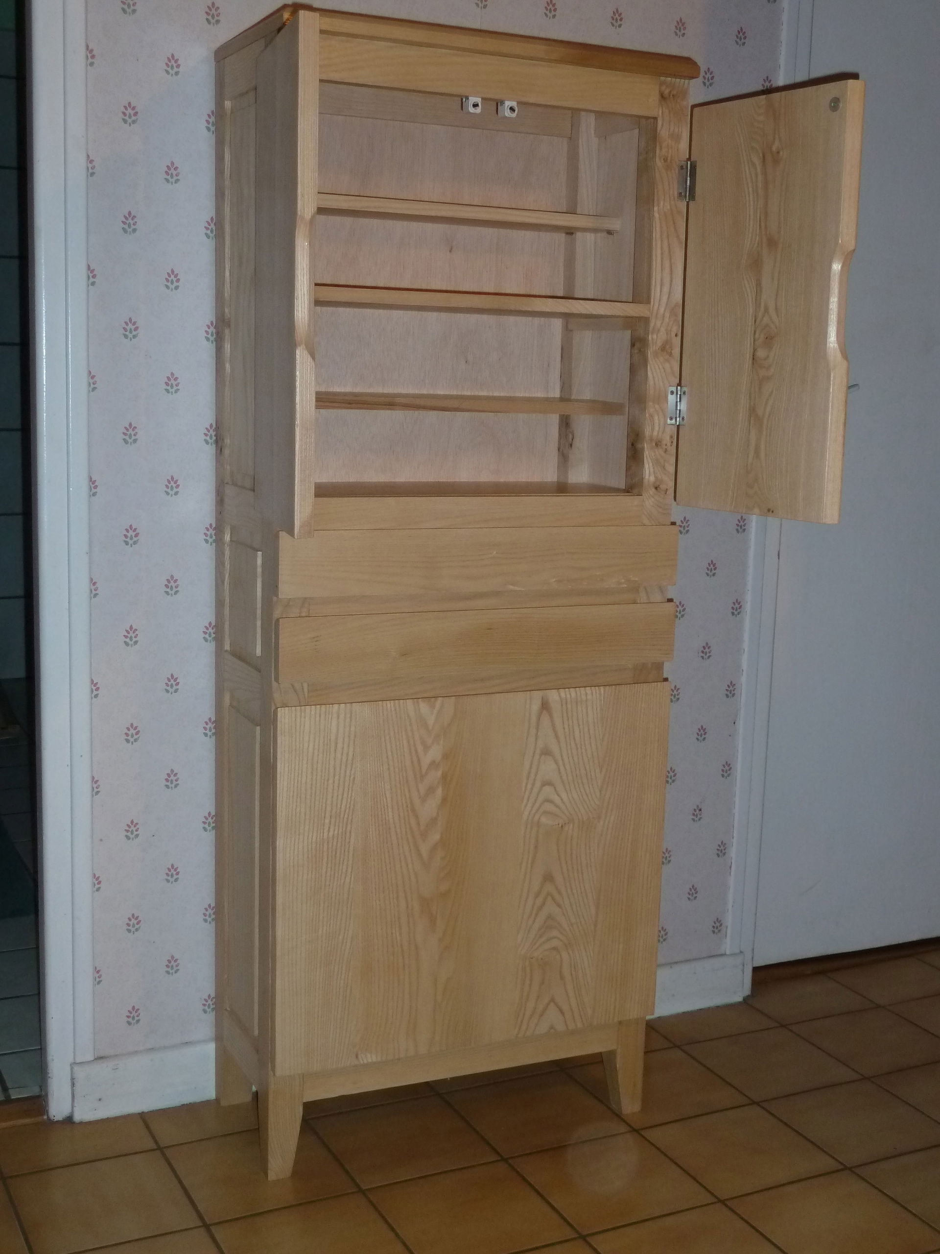 Armoire de salle de bains