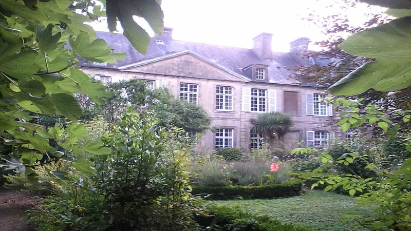 CONCERT MUSETTE à l'HÔTEL GRANDVAL-CALIGNY