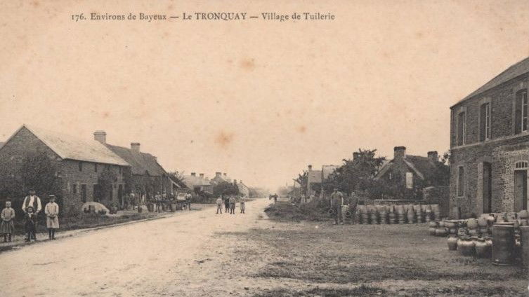 APERO DEJEUNER CONCERT MUSETTE AU TRONQUAY