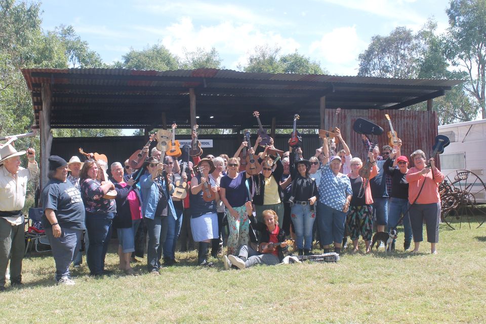 UKULELE SCHOOL