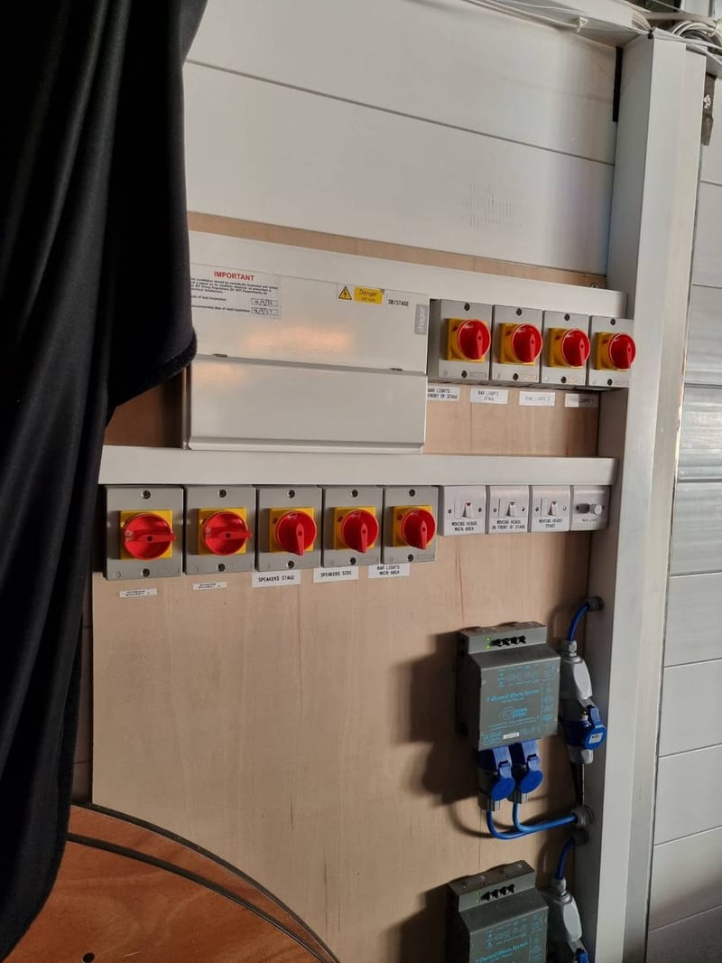 ELECTRICAL CONTRACTOR