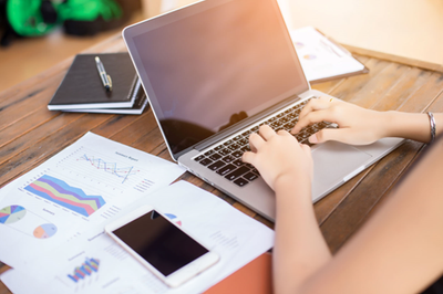 בדרך לעסק מצליח עוצרים בסטאר חותמות