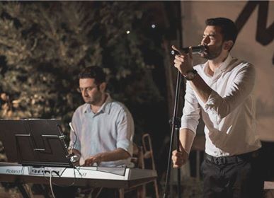 ΜΟΥΣΙΚΗ ΒΡΑΔΥΑ ΜΕ ΤΟΝ ΝΙΚΟ ΜΠΕΤΣΑ ΕΙΣΟΔΟΣ ΕΛΕΥΘΕΡΗ