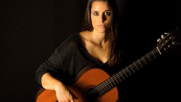 ΜΟΥΣΙΚΗ ΒΡΑΔΥΑ ΜΕ ΤΗΝ ΕΛΕΝΗ ΛΑΓΟΥ ΕΙΣΟΔΟΣ ΕΛΕΥΘΕΡΗ