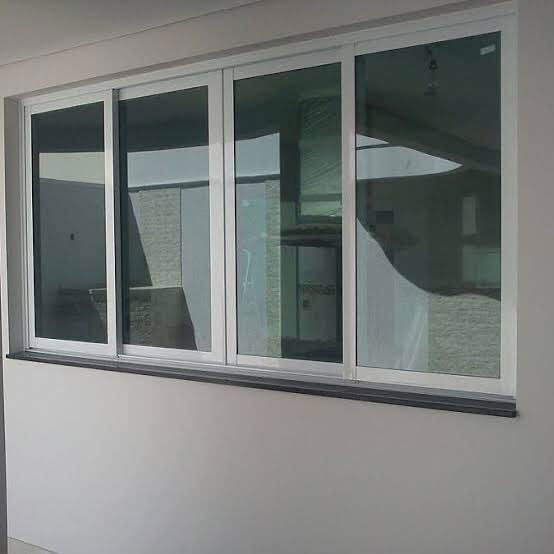 JANELAS EM ESQUADRIA