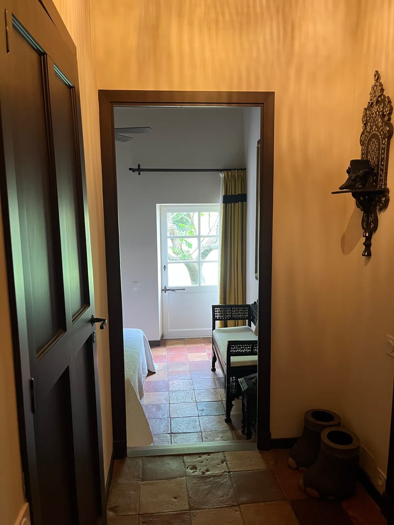 A l’ombre du figuier…. Une atmosphère intime aux accents orientaux.