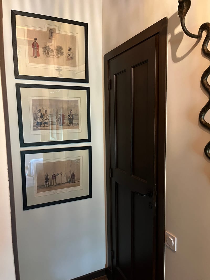 A l’ombre du figuier…. Une atmosphère intime aux accents orientaux.