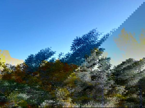 Une nature préservée et ses villages provençaux….