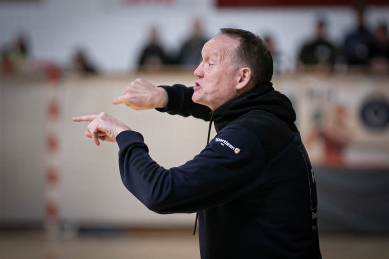 Give HK 2. division - Hørning 35-25