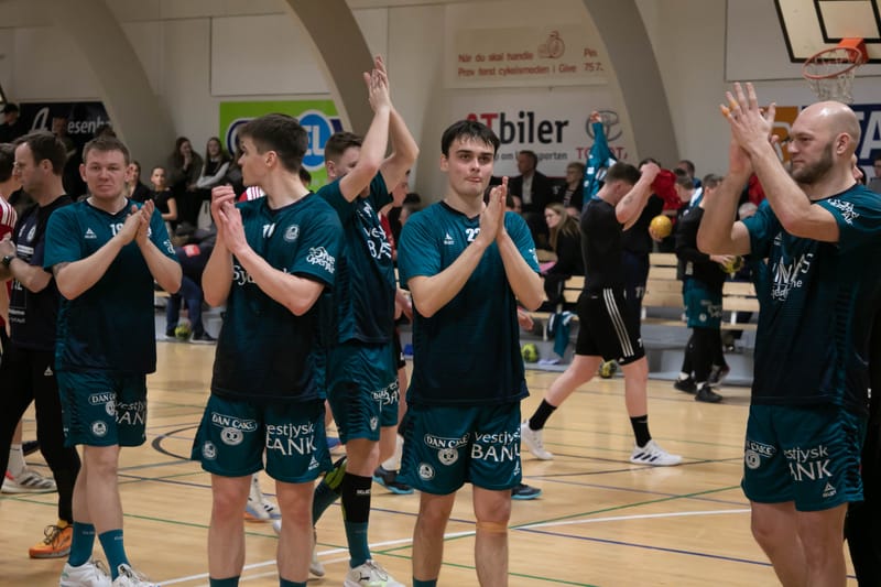 Give HK 2. division - Hørning 35-25