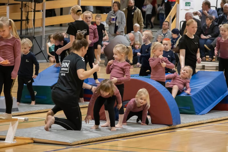 Forårsopvisning Give marts 2023