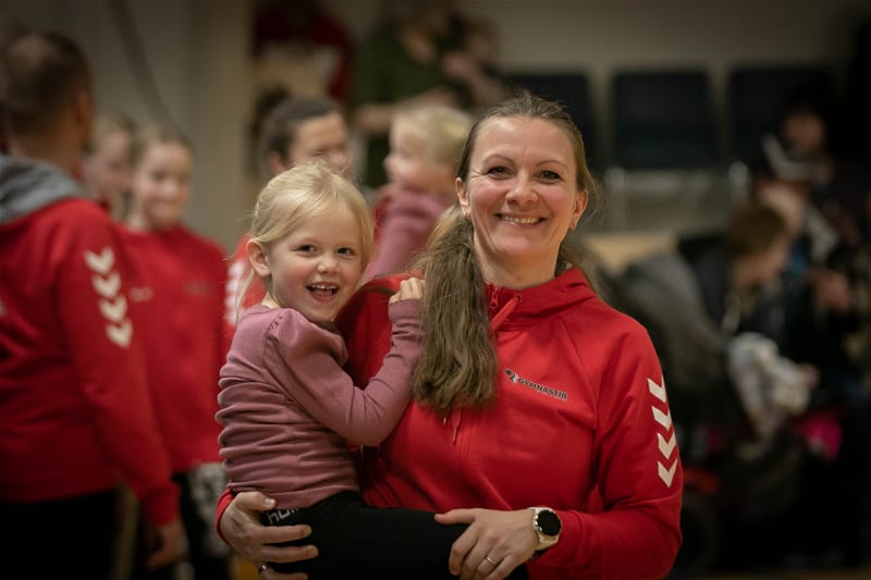 Forårsopvisning Give GIF marts 2023 vol. 2