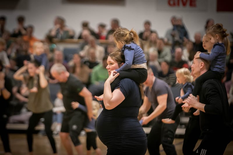 Forårsopvisning Give GIF marts 2023 vol. 2