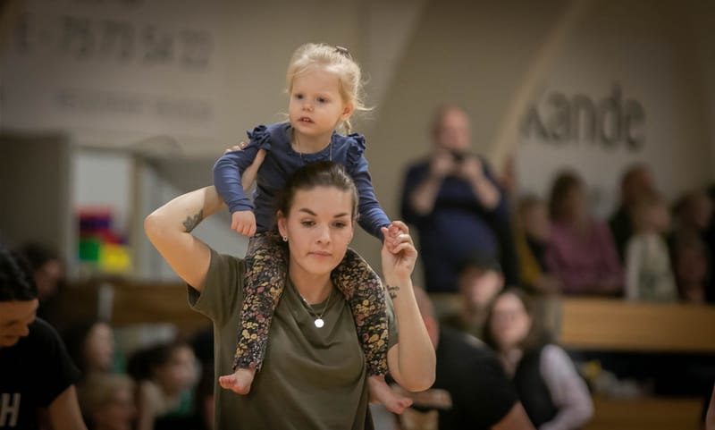 Forårsopvisning Give GIF marts 2023 vol. 2