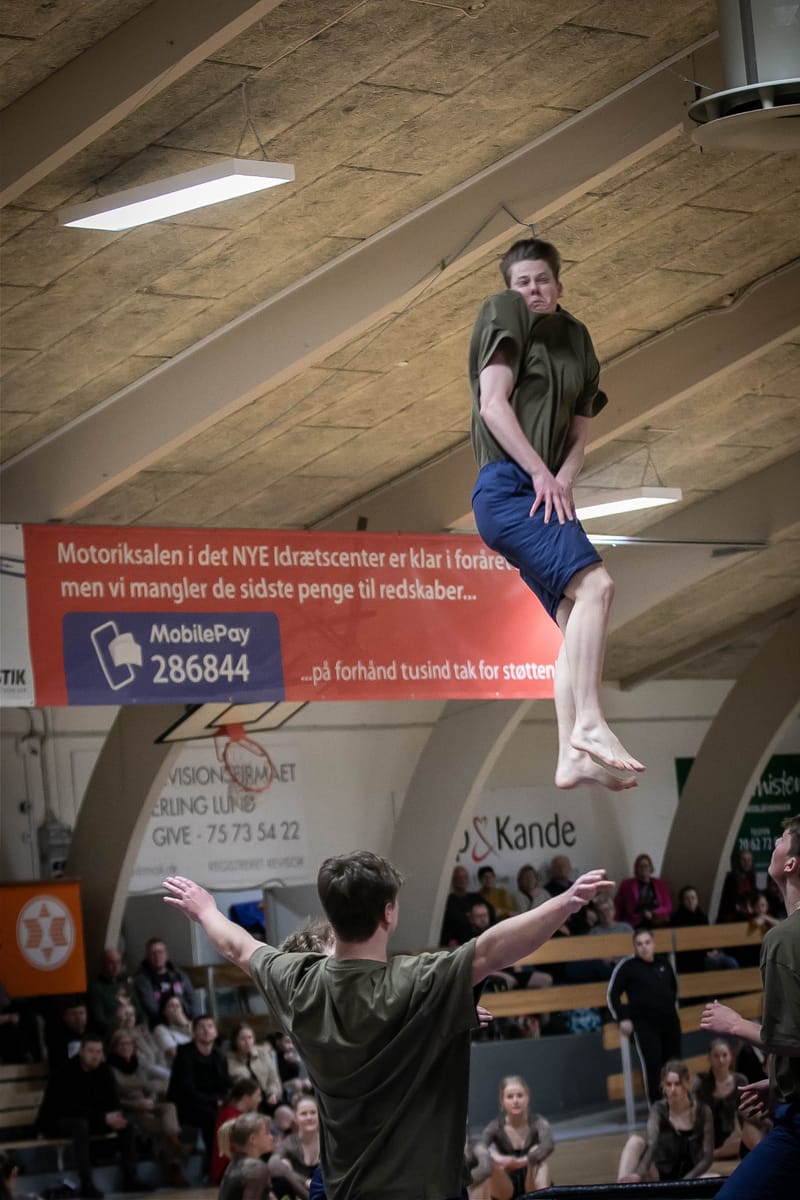 Forårsopvisning Give GIF marts 2023 vol. 2