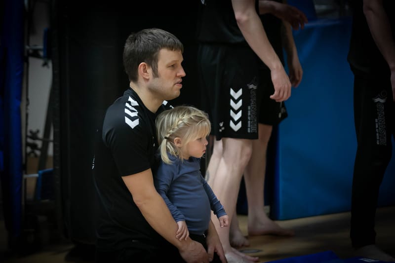 Forårsopvisning Give GIF marts 2023 vol. 2