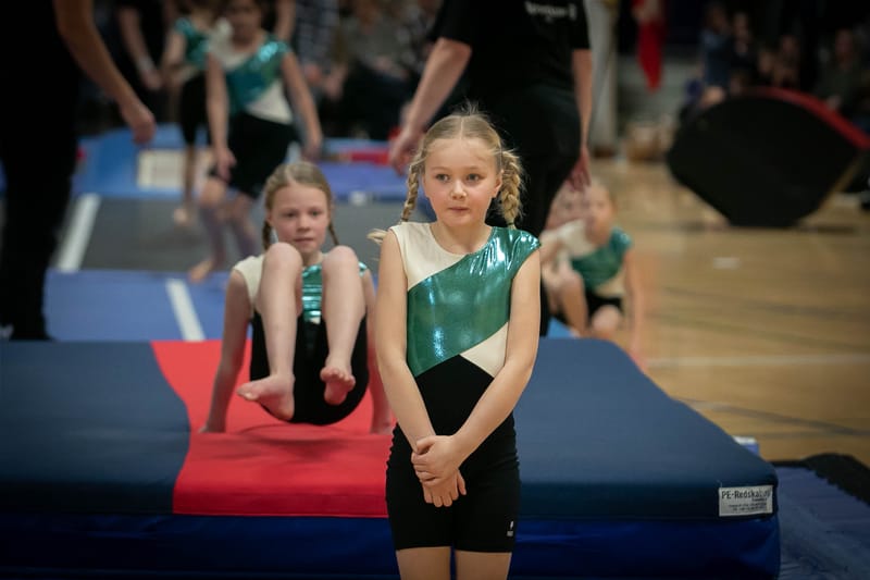 Forårsopvisning Give GIF marts 2023 vol. 2