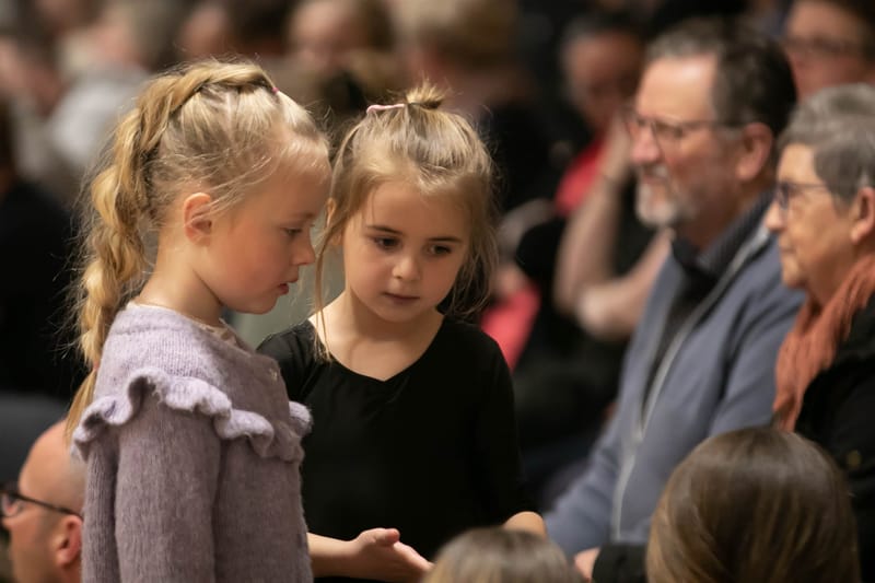 Forårsopvisning Give GIF marts 2023 vol. 2