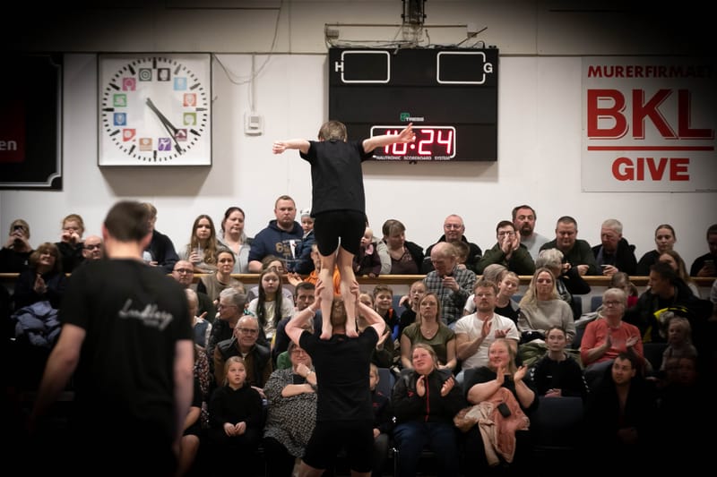 Forårsopvisning Give GIF marts 2023 vol. 2