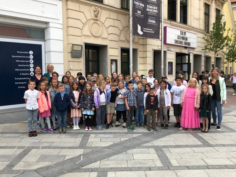 Theaterbesuch "Alice im Wunderland" (Mai 2024)