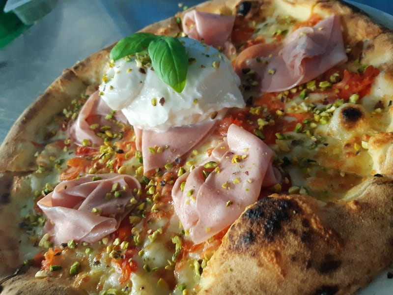 PIZZA BRONTESE