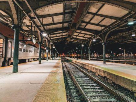 Finlandsky Train Station