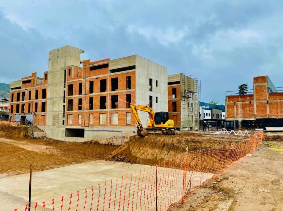 BAHÍA RESORT +22.000 m²