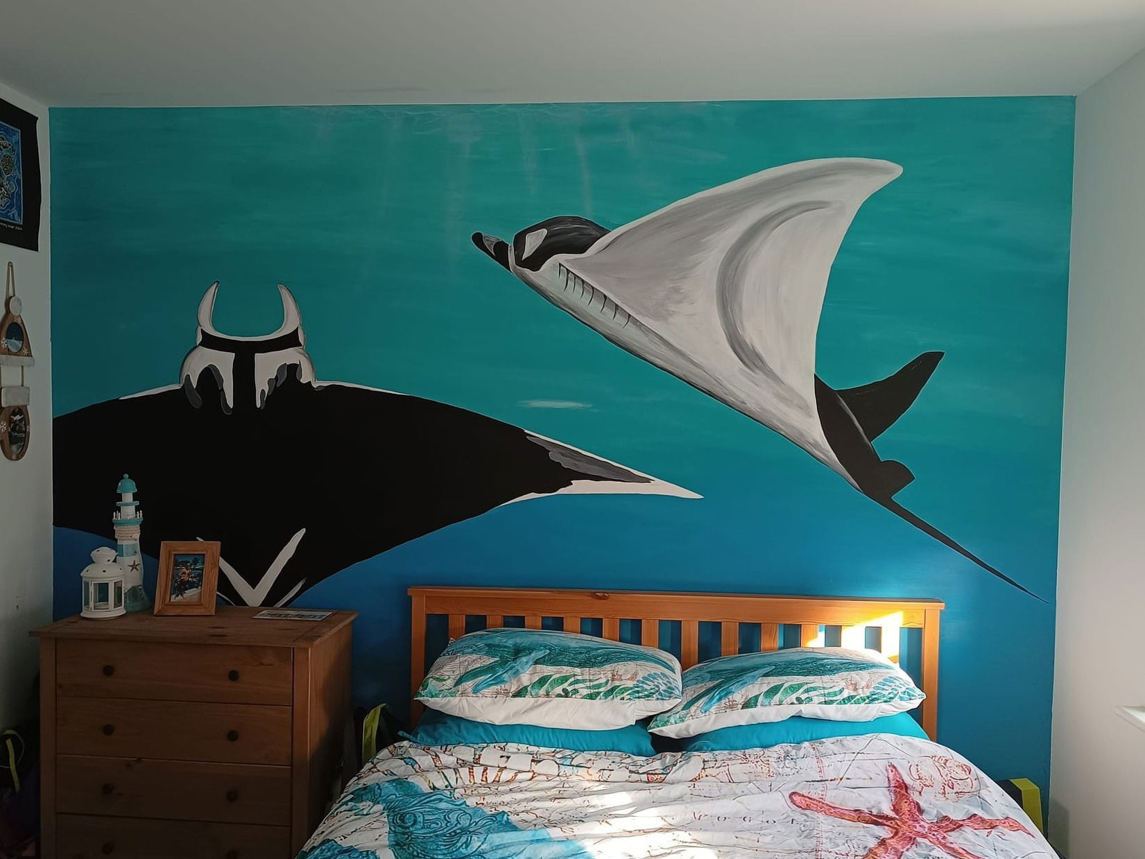 Manta ray Mural - indoor bedroom private