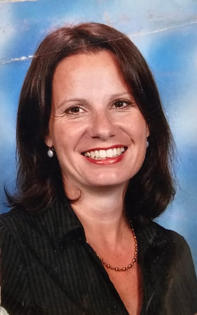 JE ME PRESENTE image