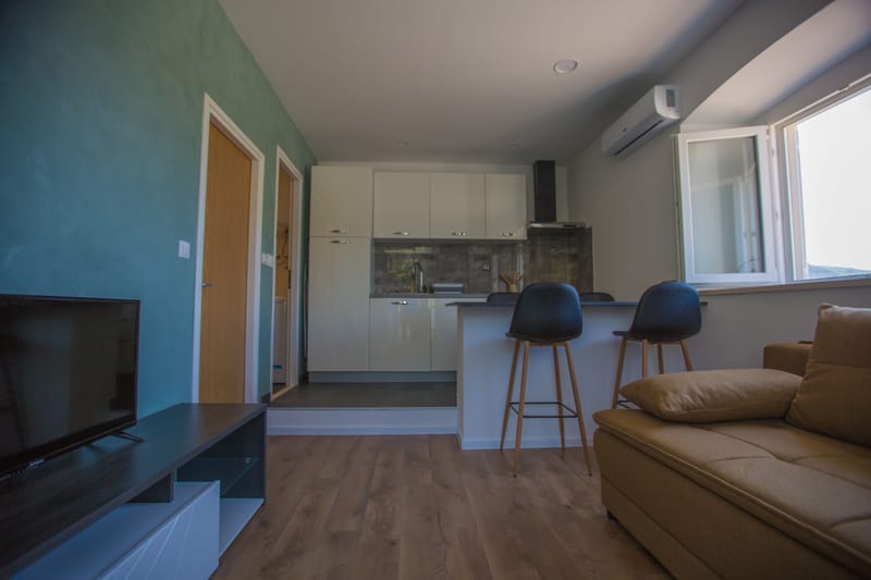 Apartment 2+2 with sea view