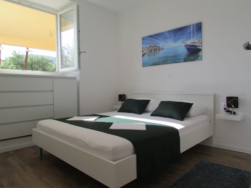 Apartment 2+2 with sea view