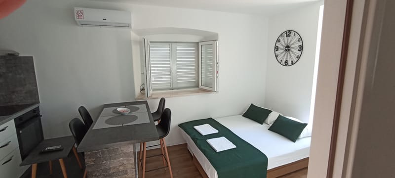 Apartment 2+2 with sea view