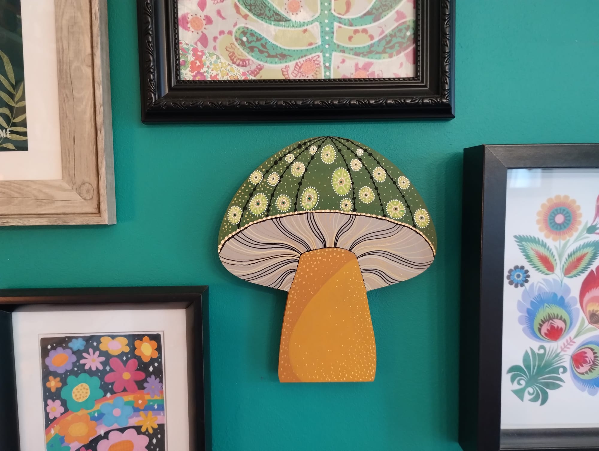 WOODEN ARTWORKS- FREE STANDING OR WALL MOUNTED 