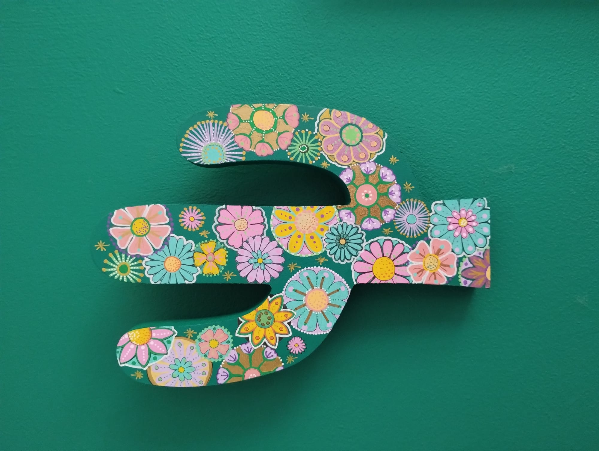 WOODEN ARTWORKS- FREE STANDING OR WALL MOUNTED 