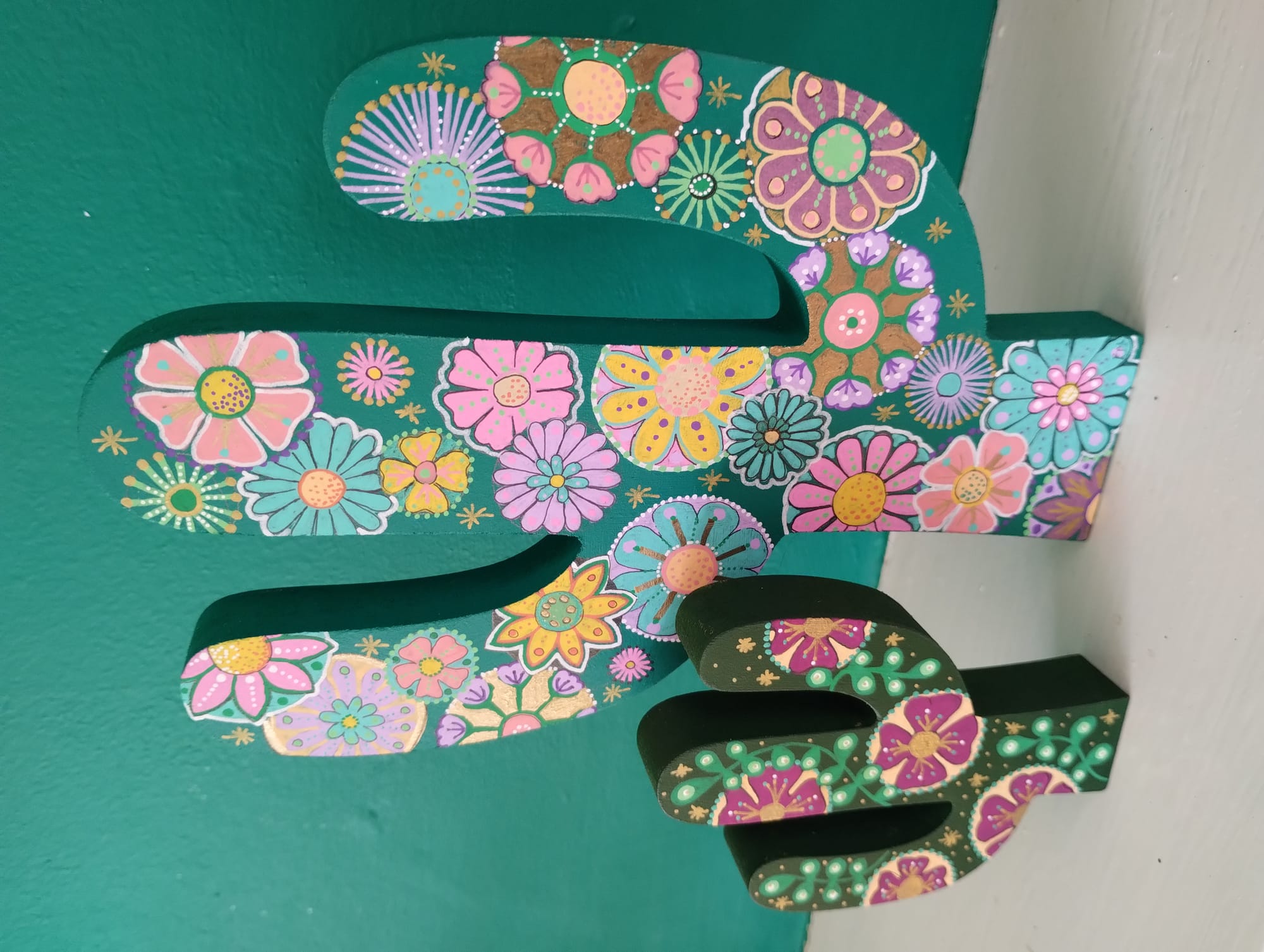 WOODEN ARTWORKS- FREE STANDING OR WALL MOUNTED 