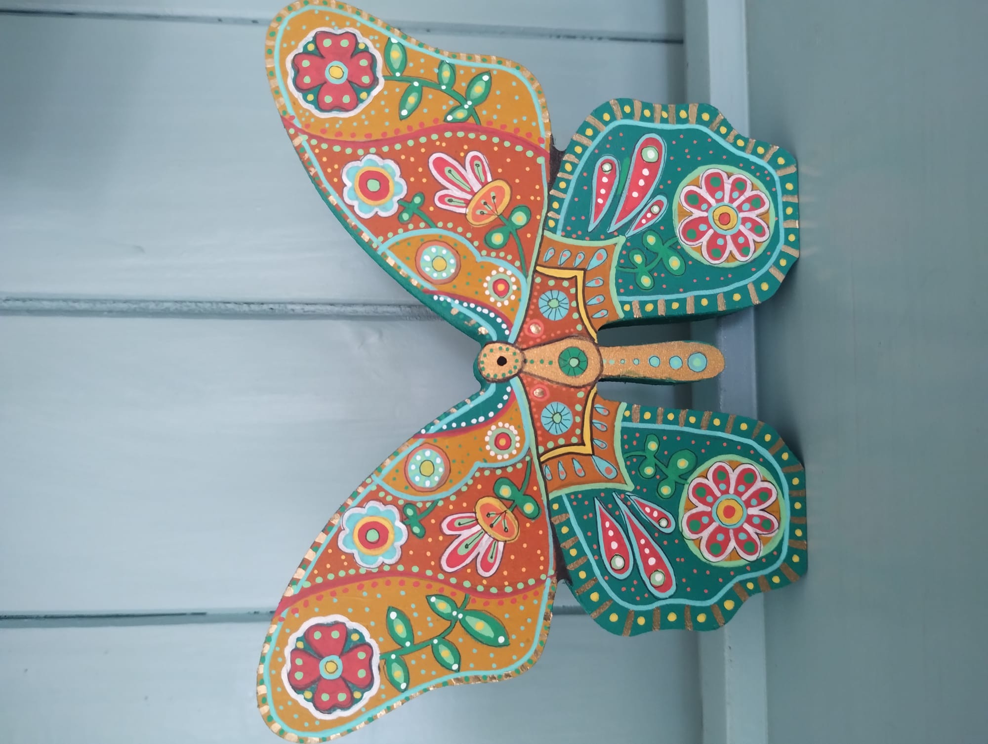 WOODEN ARTWORKS- FREE STANDING OR WALL MOUNTED 