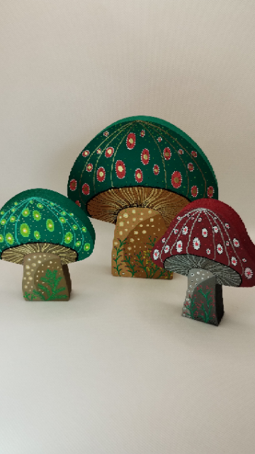 WOODEN ARTWORKS- FREE STANDING OR WALL MOUNTED 