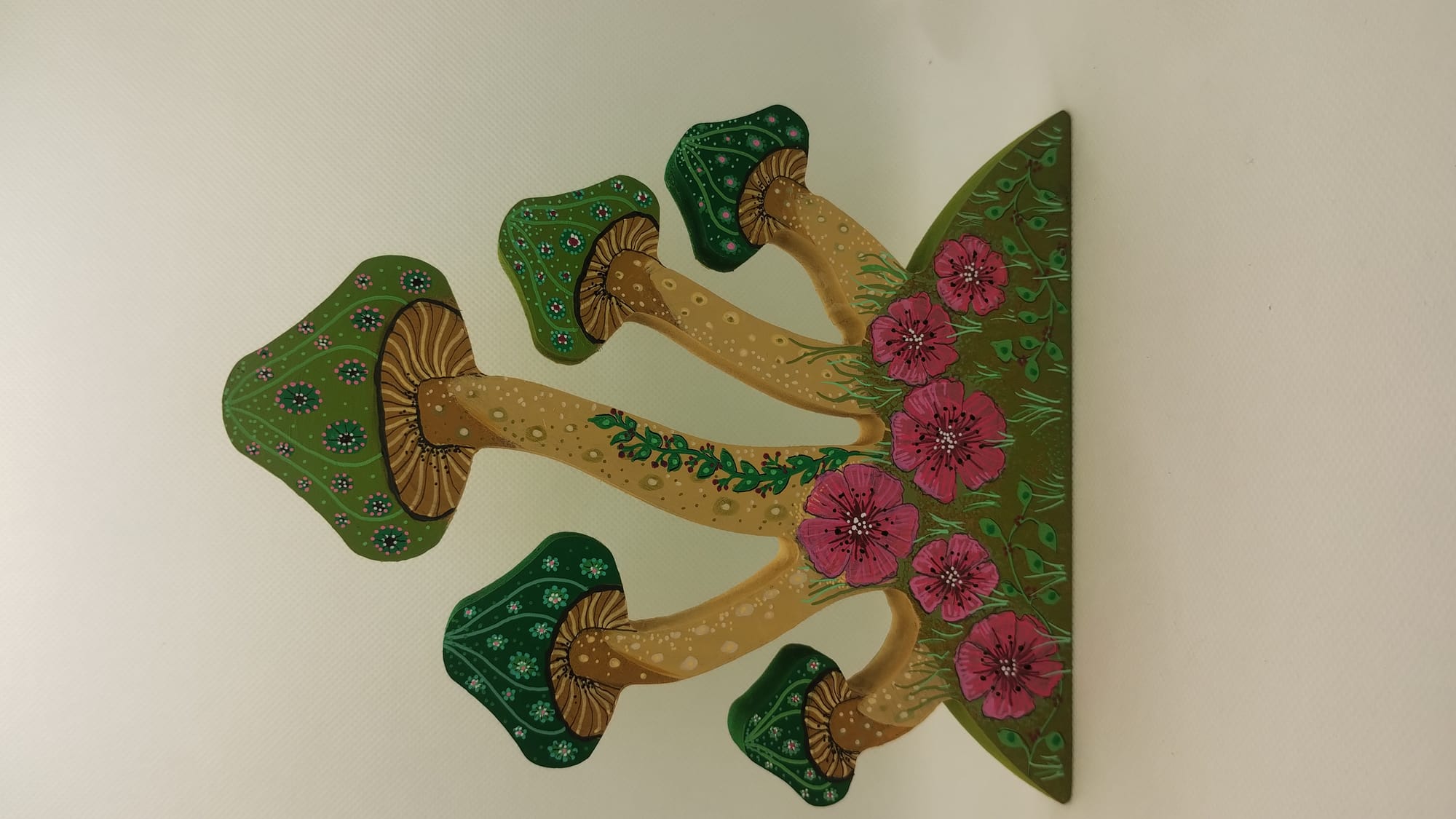 WOODEN ARTWORKS- FREE STANDING OR WALL MOUNTED 