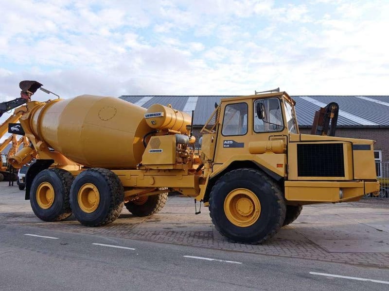Volvo A25 (Liebherr 9m3 Mixeur)