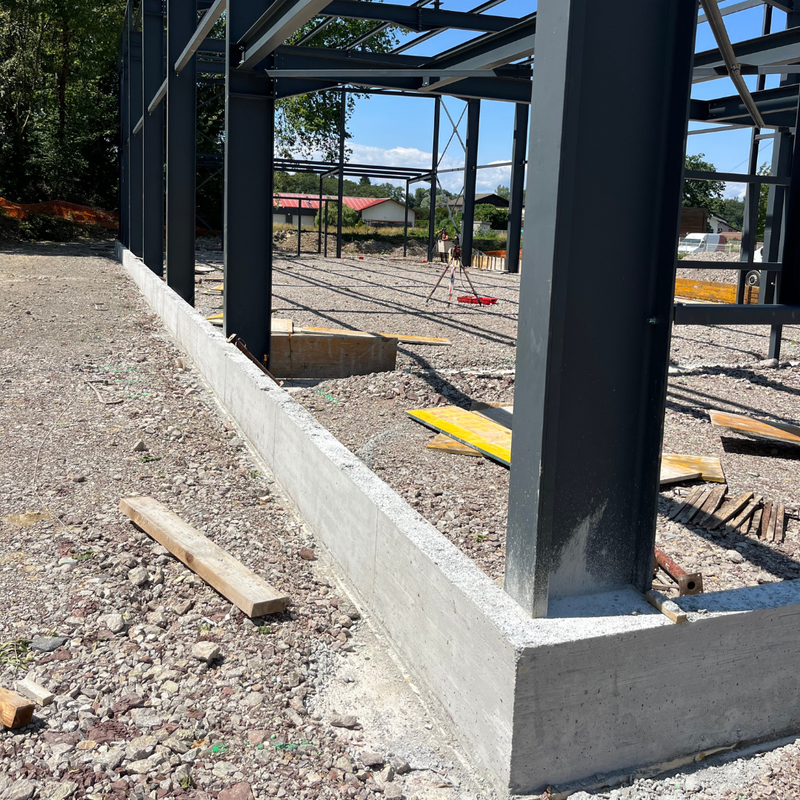 Maçonnerie bâtiment industriel à Reignier 2023