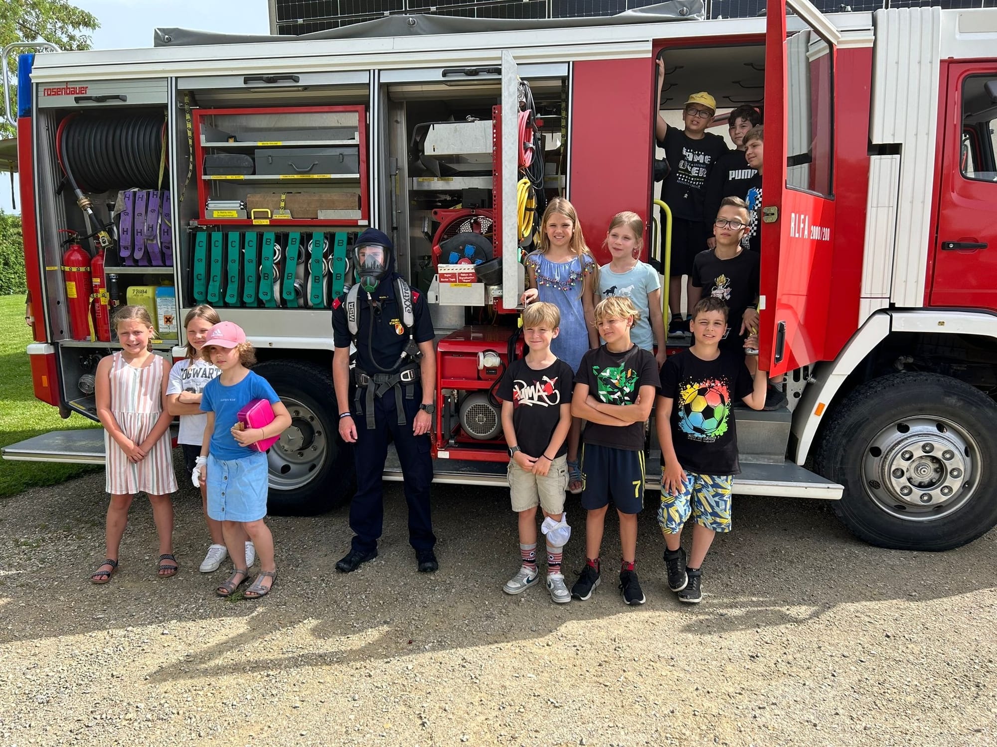 Besuch von der Jugendfeuerwehr (Juni 2024)