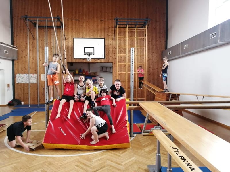 Turnen mit Claudia Flieger (März 2023)