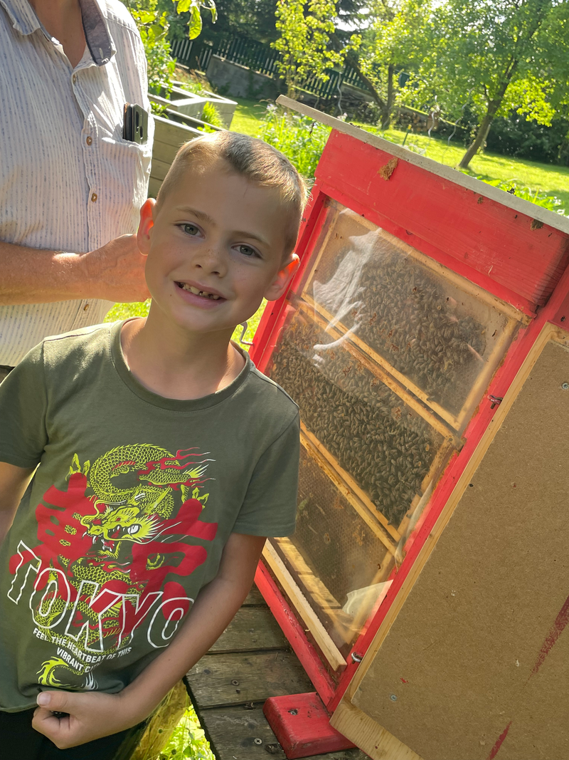 Besuch beim Imker (Juni 2023)
