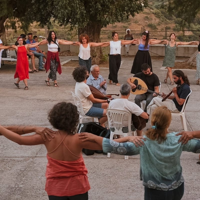 Nikos Rousakis _ Dances of Eastern Crete