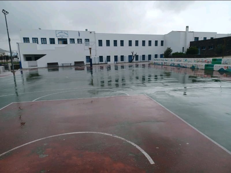 2960/13.02.2023 - Αίτηση Συλλόγου στο Δήμο Νάξου για απομάκρυνση επιτόνου και άμεσης αποκατάστασης κτιριακών αναγκών σχολείου